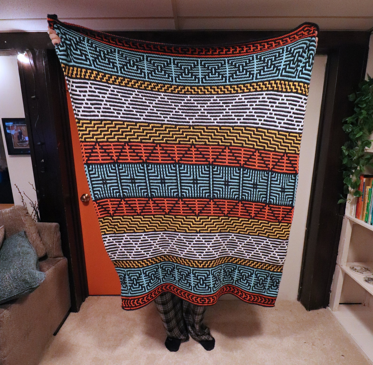 Magic Eye Throw Blanket Crochet Pattern