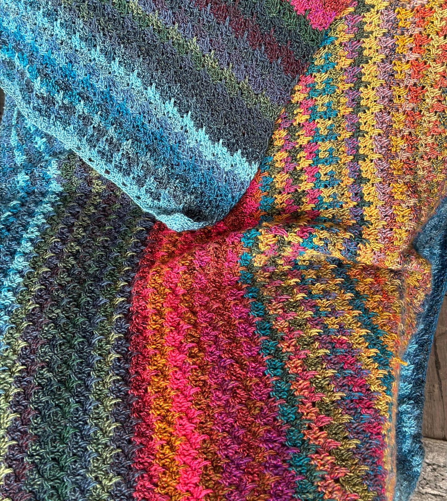 Autumn‘s Lake View Crochet Blanket Pattern