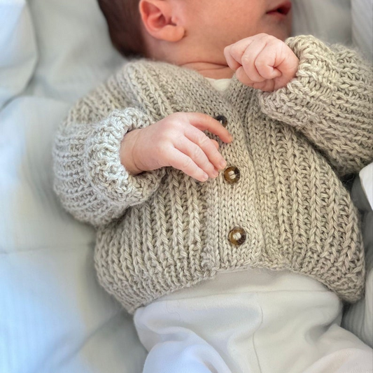 Aaron's Cardigan Knitting Pattern