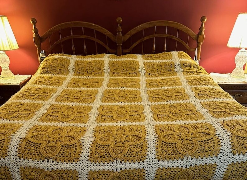 Palms and Waves Pattern Crochet